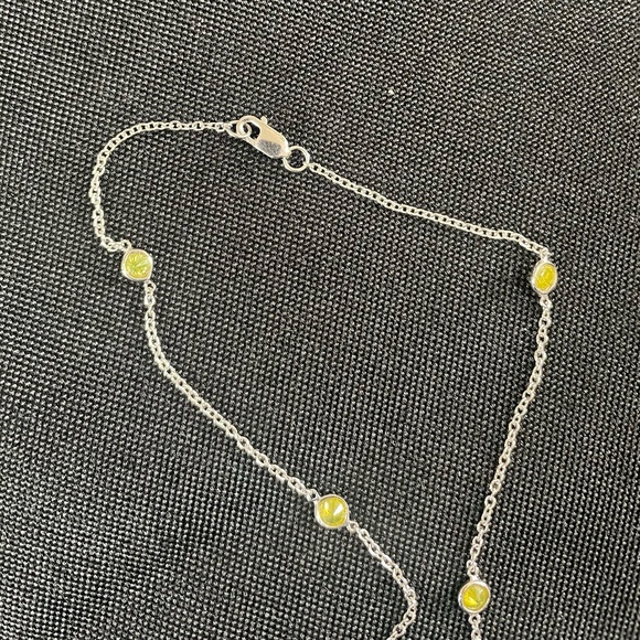 Yellow Stone Necklace - Picture 4 of 5
